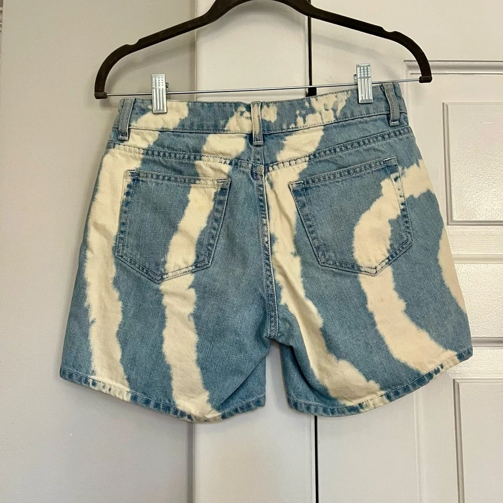 Ganni Tie Dye Carpenter Cargo Denim Jean Shorts  Size 25 - Picture 2 of 4